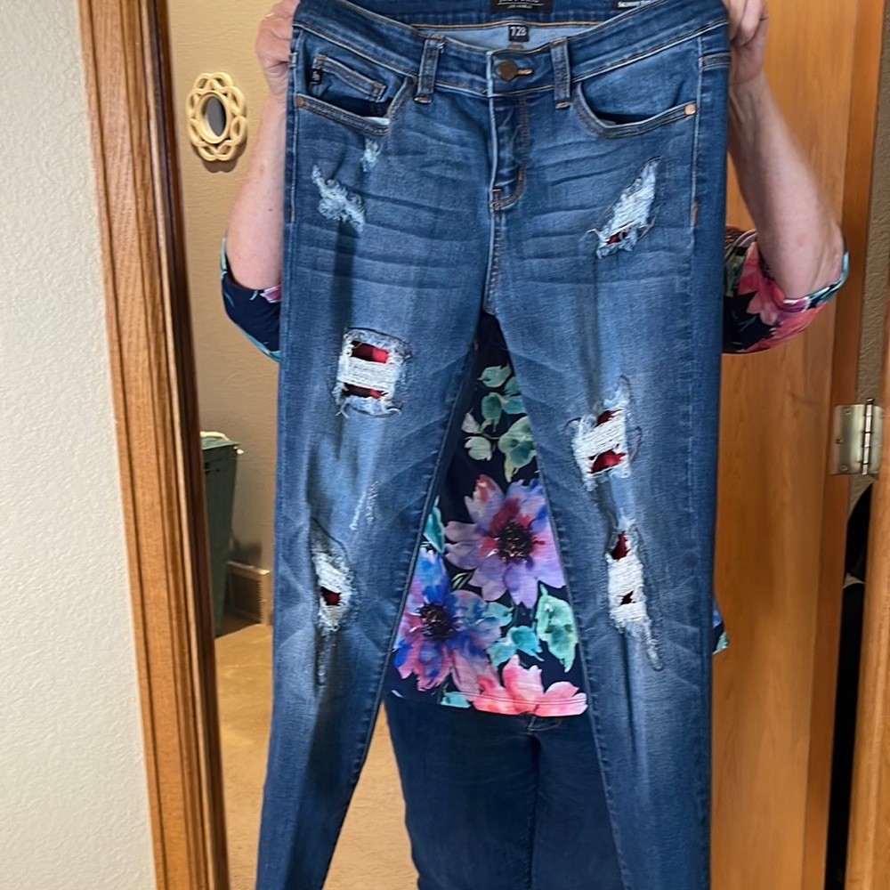 Judy Blue Buffalo Plaid Jeans